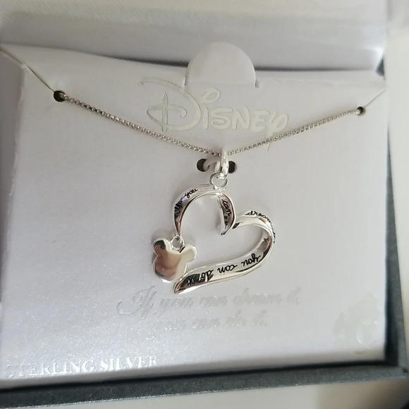 Disney Mickey Mouse Heart Pendant NWT - Picture 3 of 3